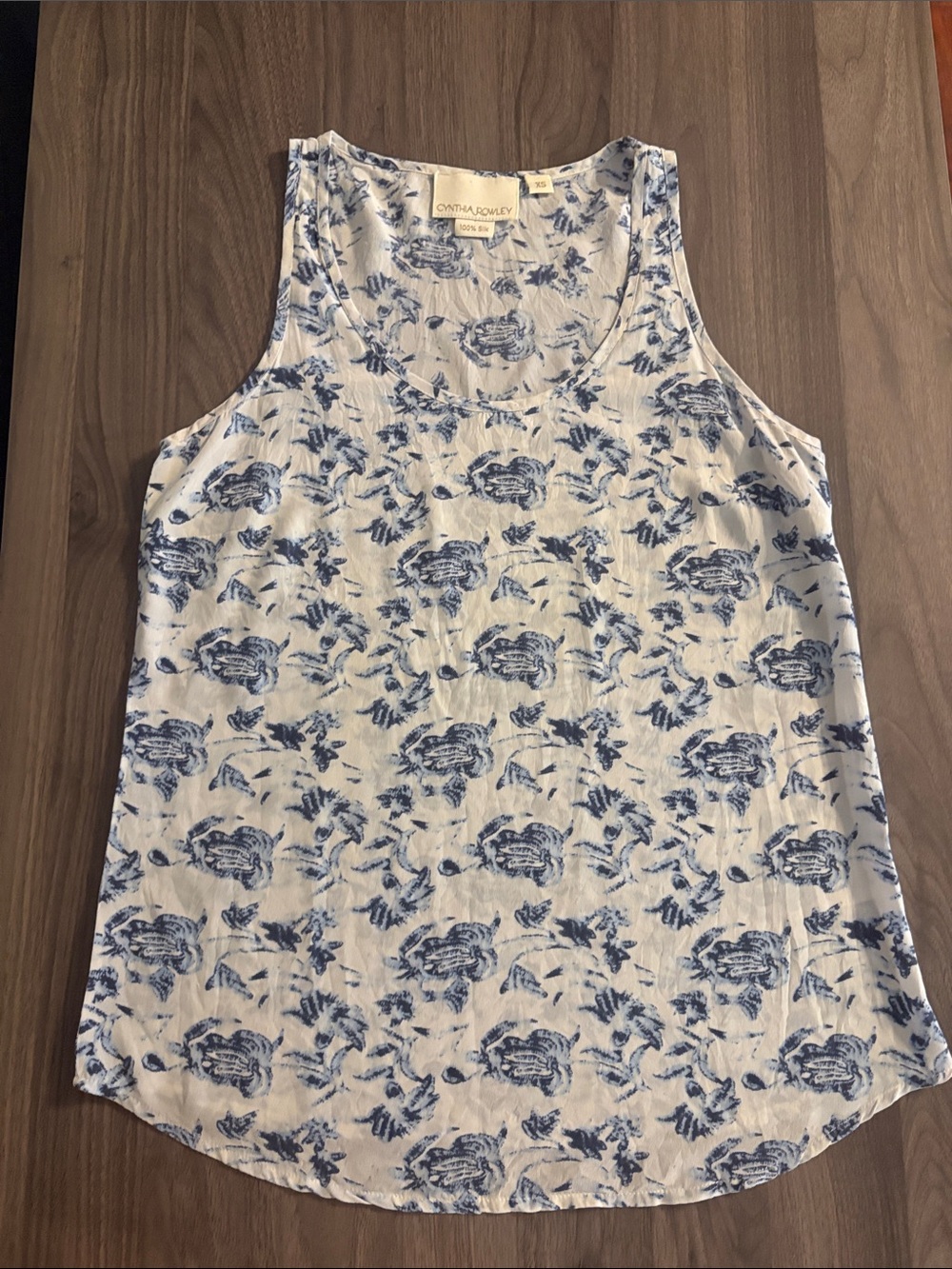 100% Silk | Cynthia Rowley | Blue Floral Scoop Neck Tank